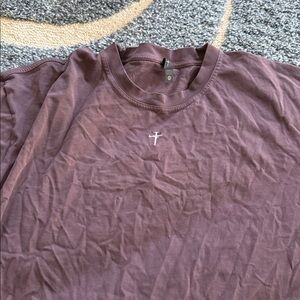 Like new men’s Three Nails t-shirt